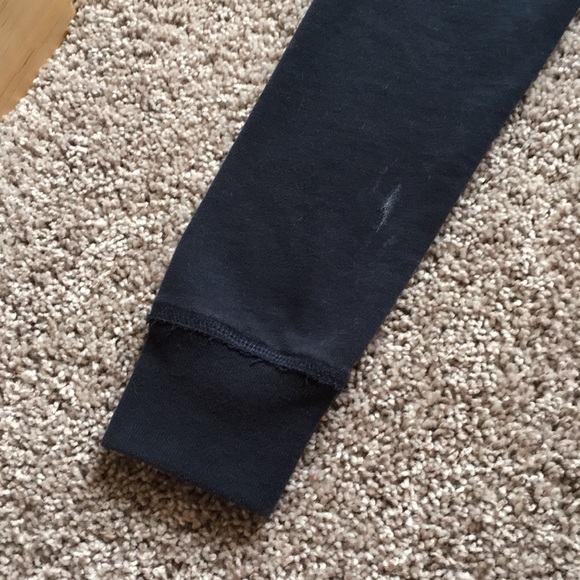 Hollister Women’s Hoodie - Picture 5 of 5